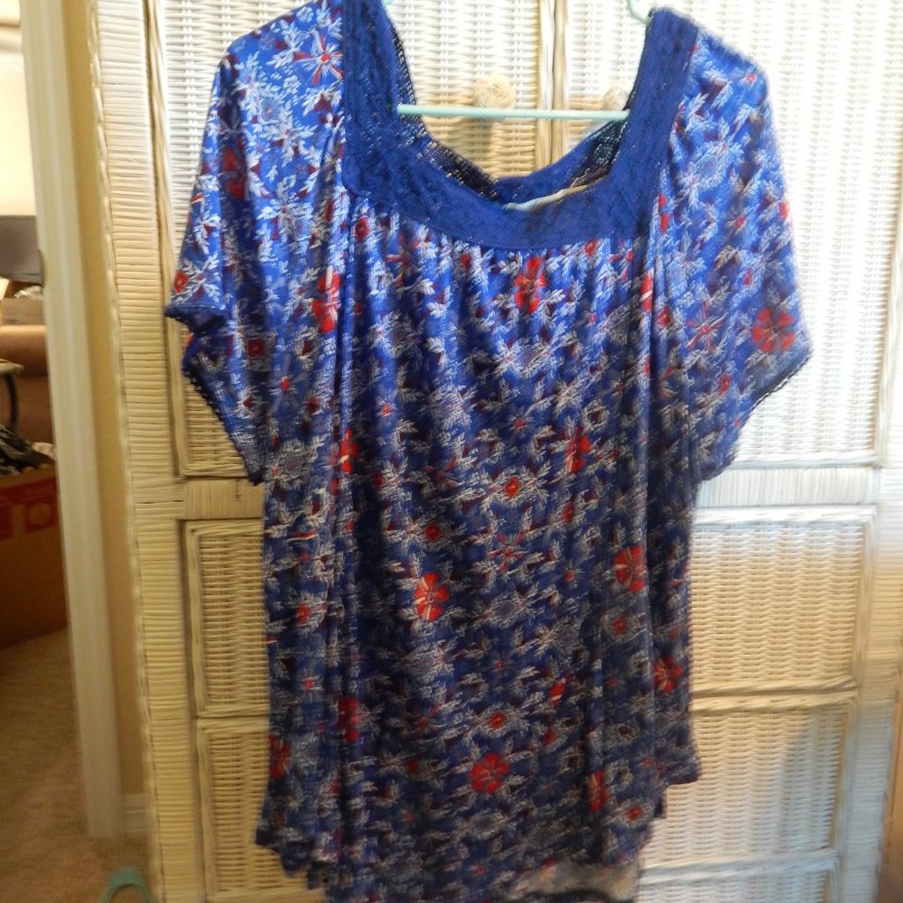 FADED GLORY CASUAL TOP
